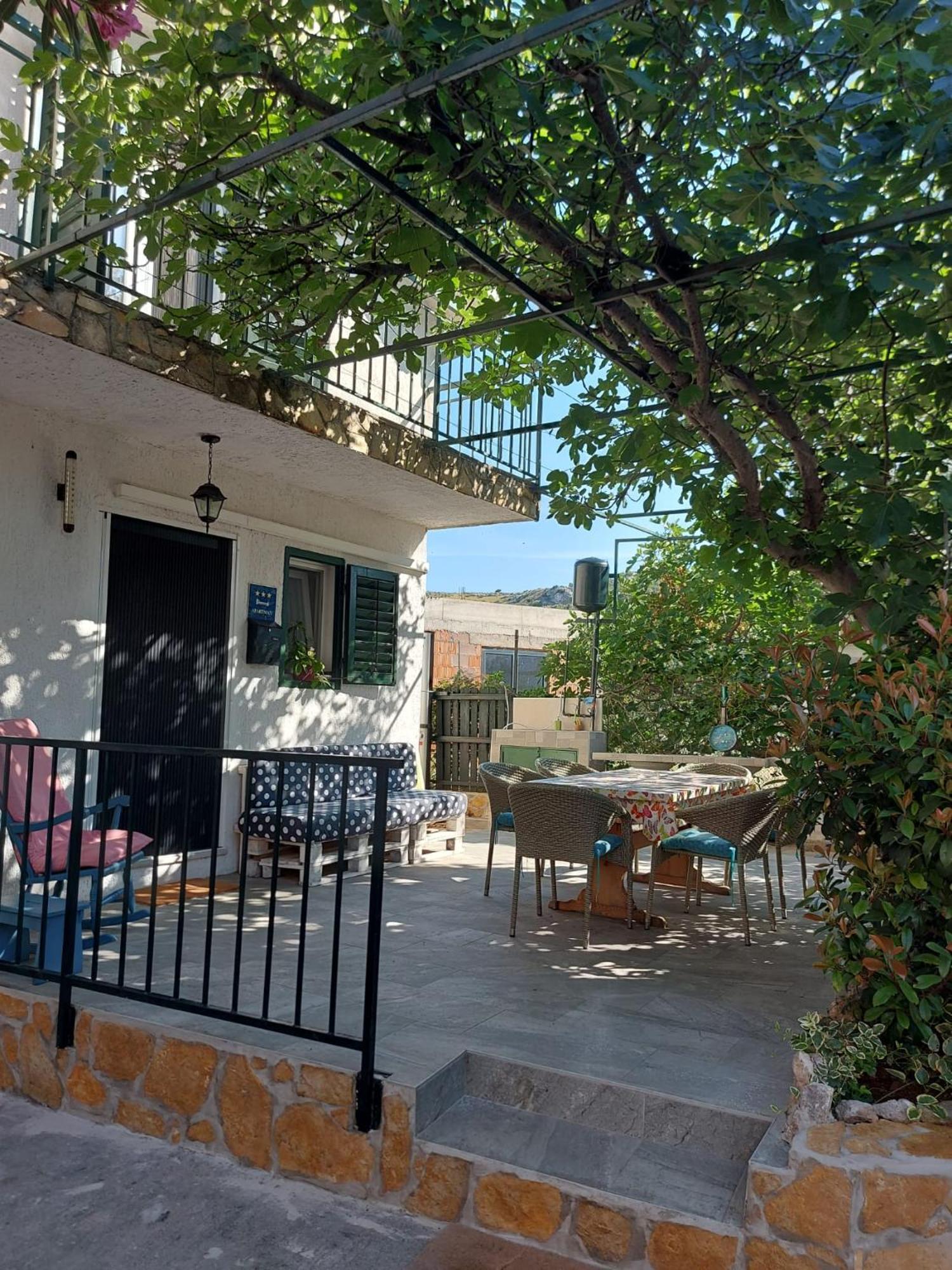 Apartman Alka Zaboric Exterior photo